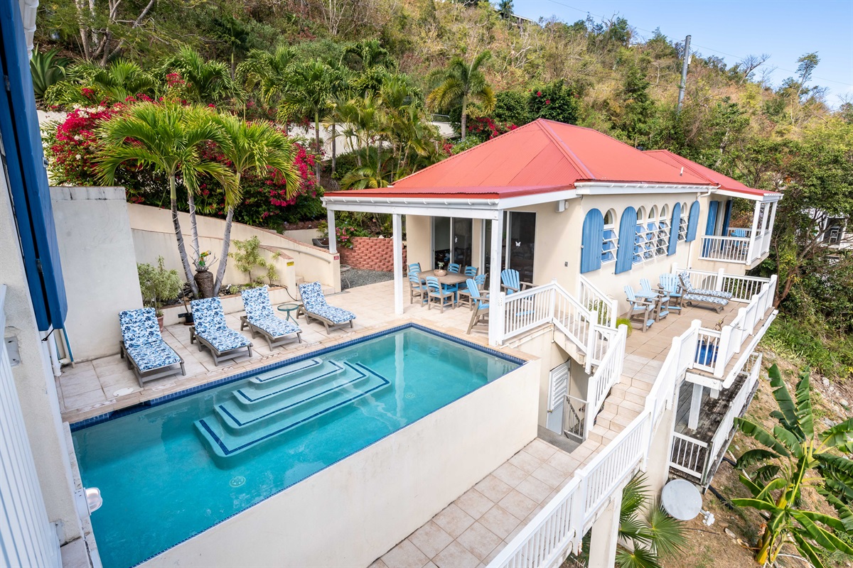 Caribbean villa with pool